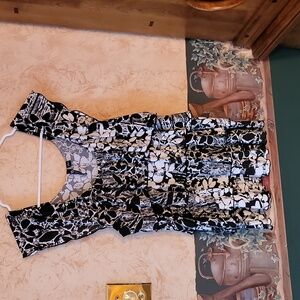 4-Tiered Ruffled Sleeveless Blouse